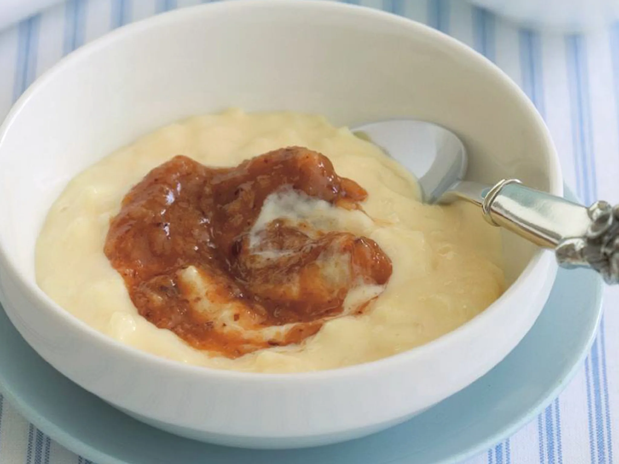 creamed rice with dried fruit compote