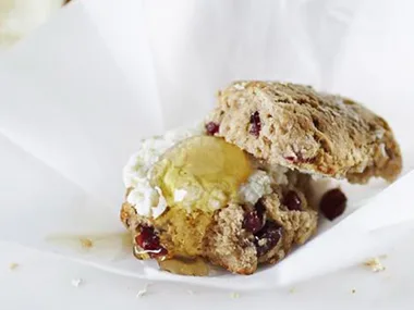 sultana scones