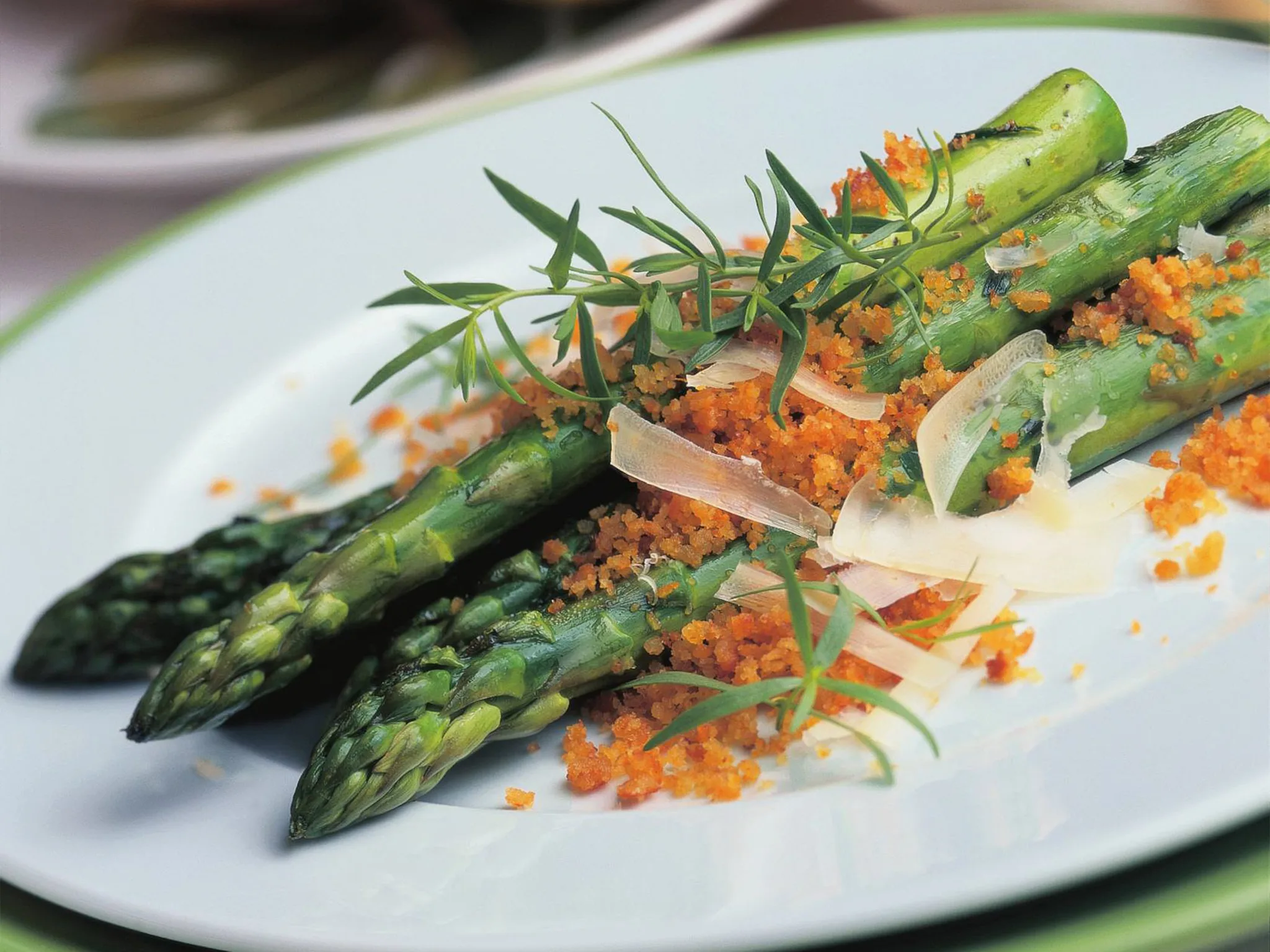asparagus with citrus-toasted breadcrumbs