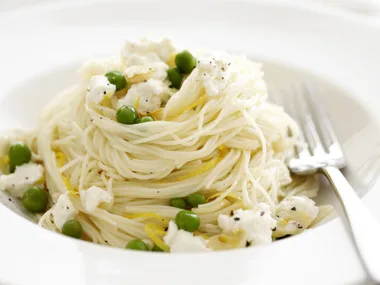 lemon, pea and ricotta pasta