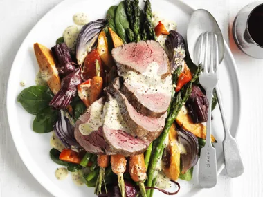 warm roast beef and vegetable salad