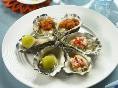 oysters with shallot &chilli vinegar