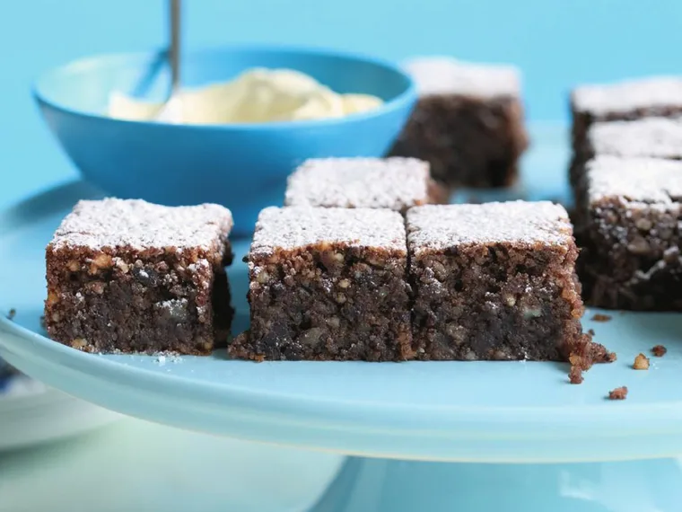 nutty choc-orange cake