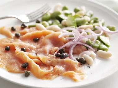 bean salad with smoked salmon