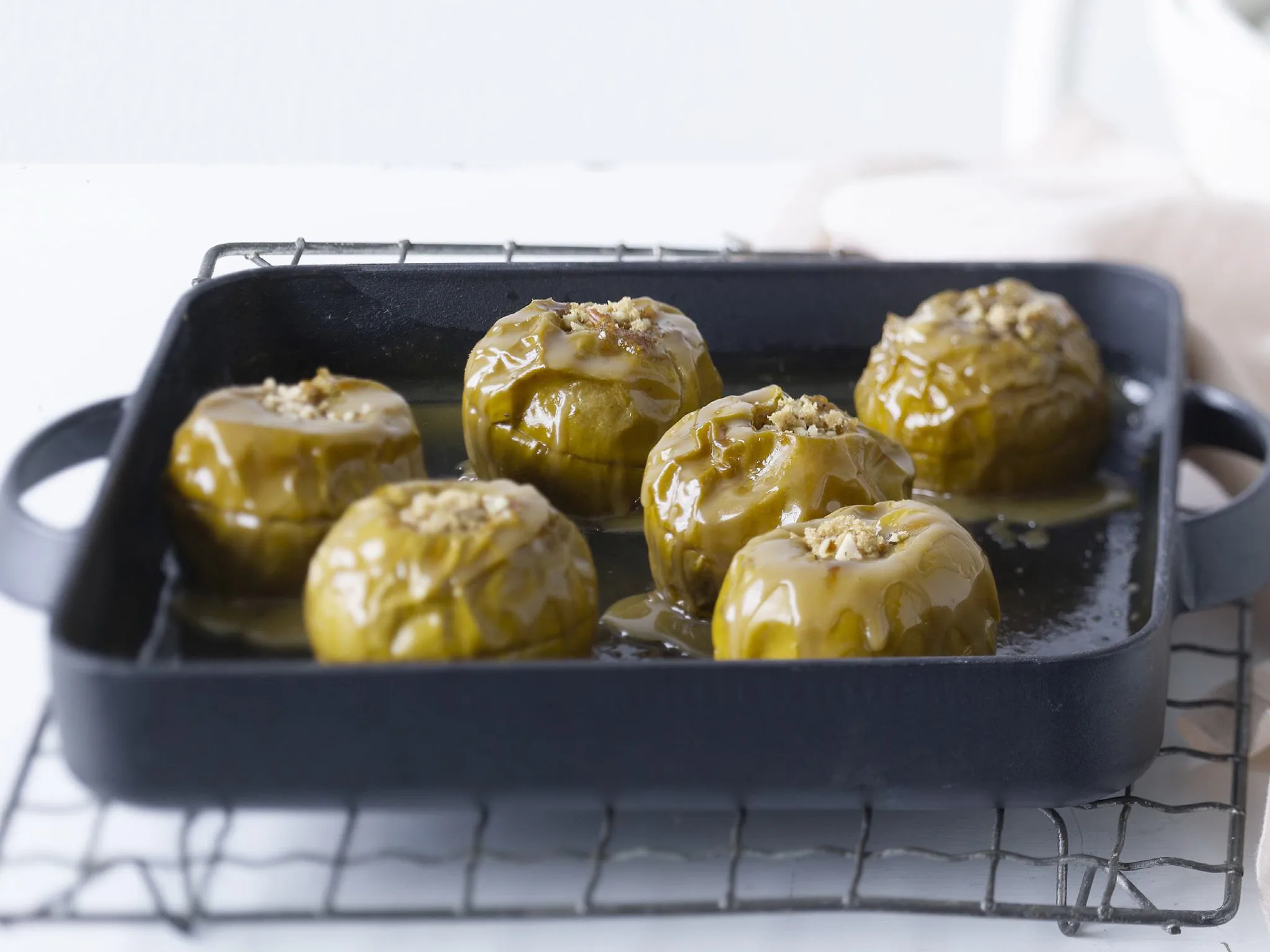 baked apples with butterscotch sauce