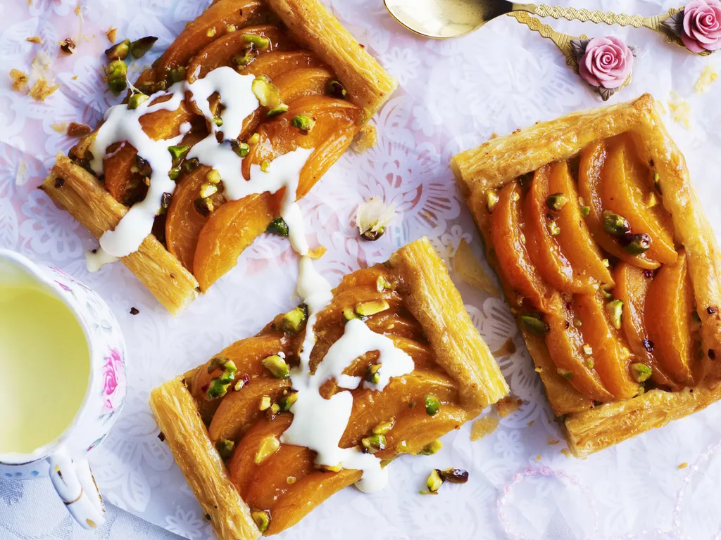 apricot tart