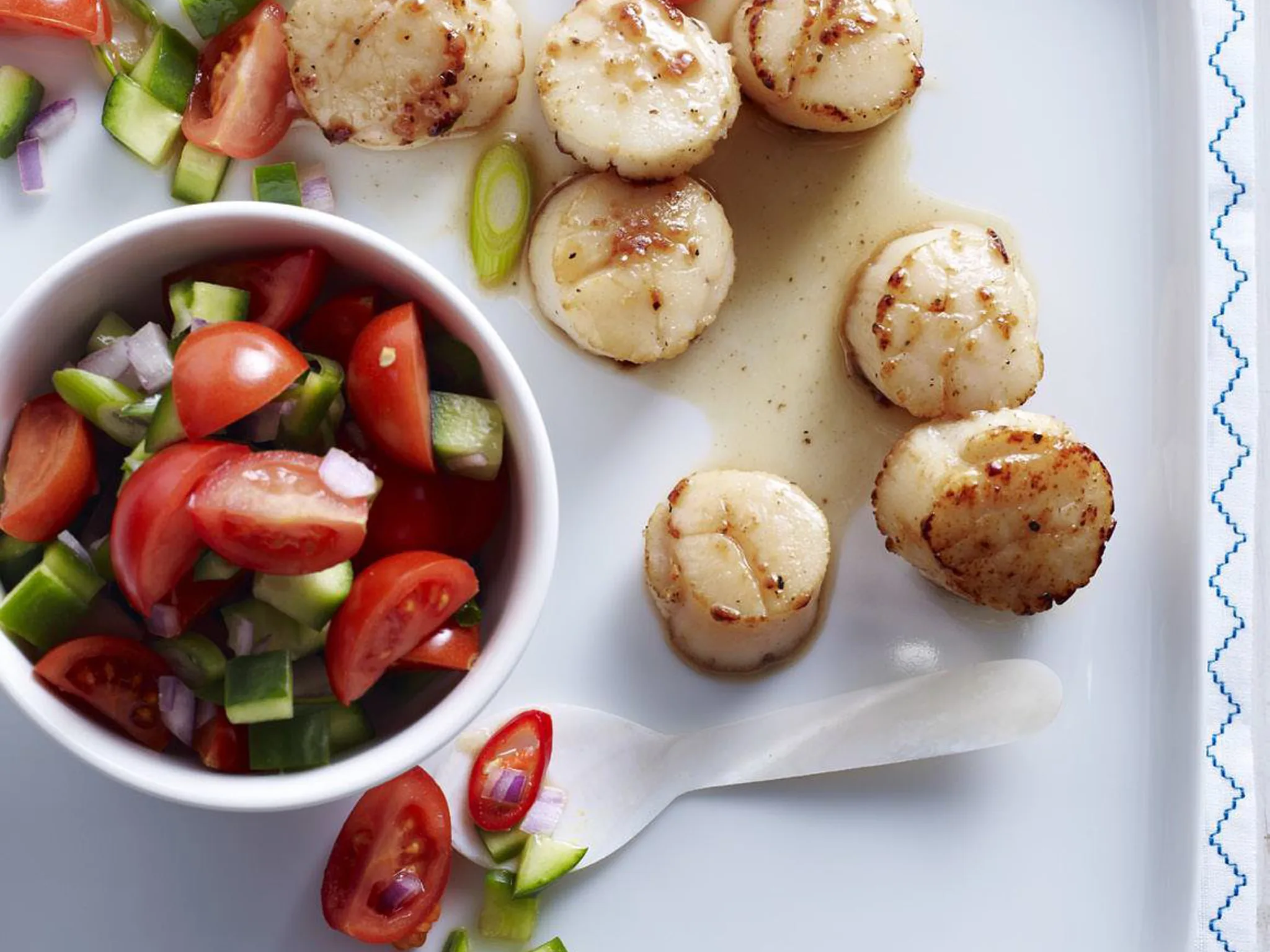 stir-fried scallops with cherry tomato salsa