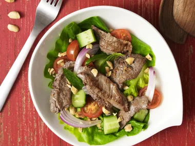 VIETNAMESE BEEF SALAD