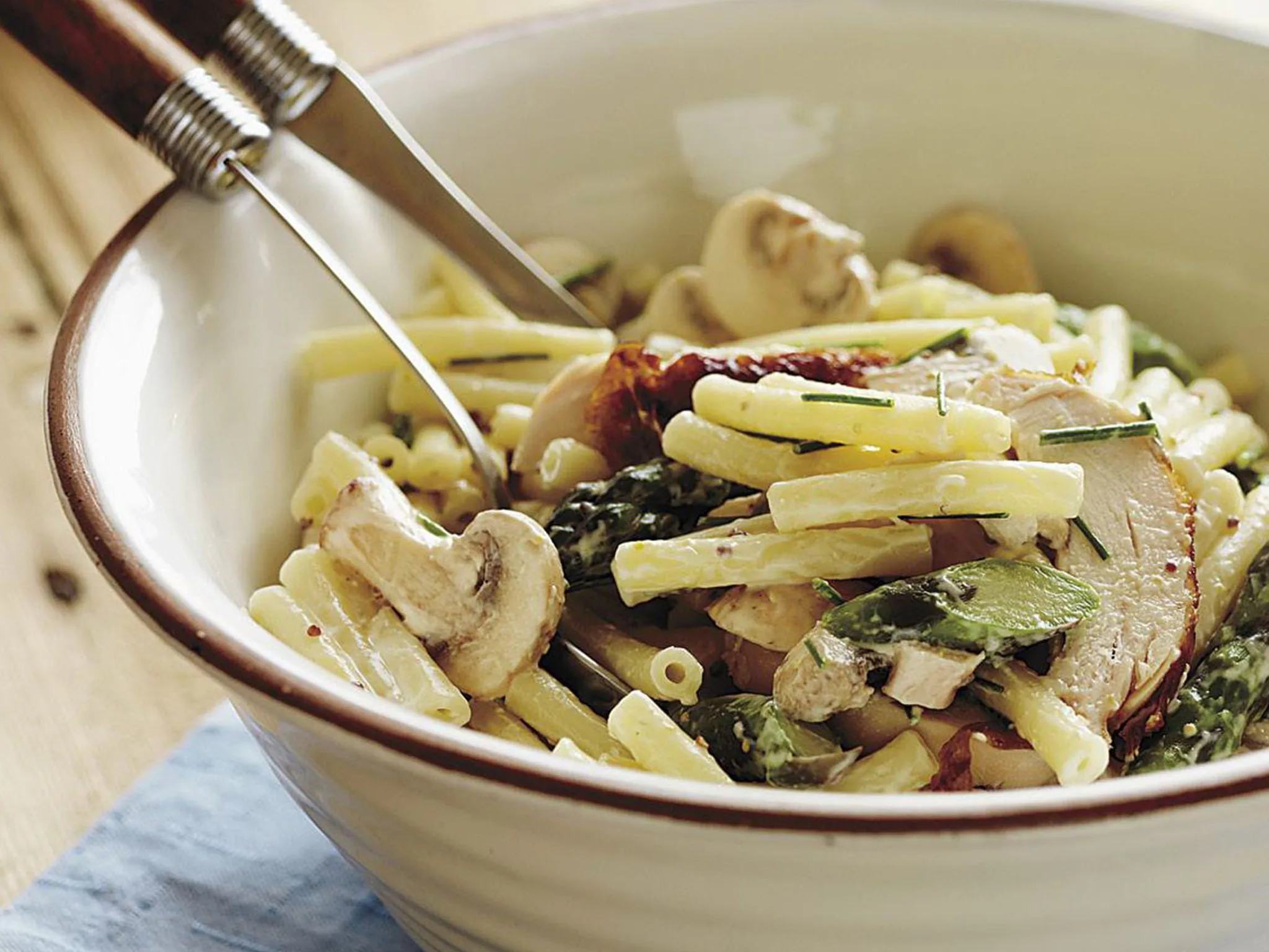 Chicken and asparagus pasta salad-image
