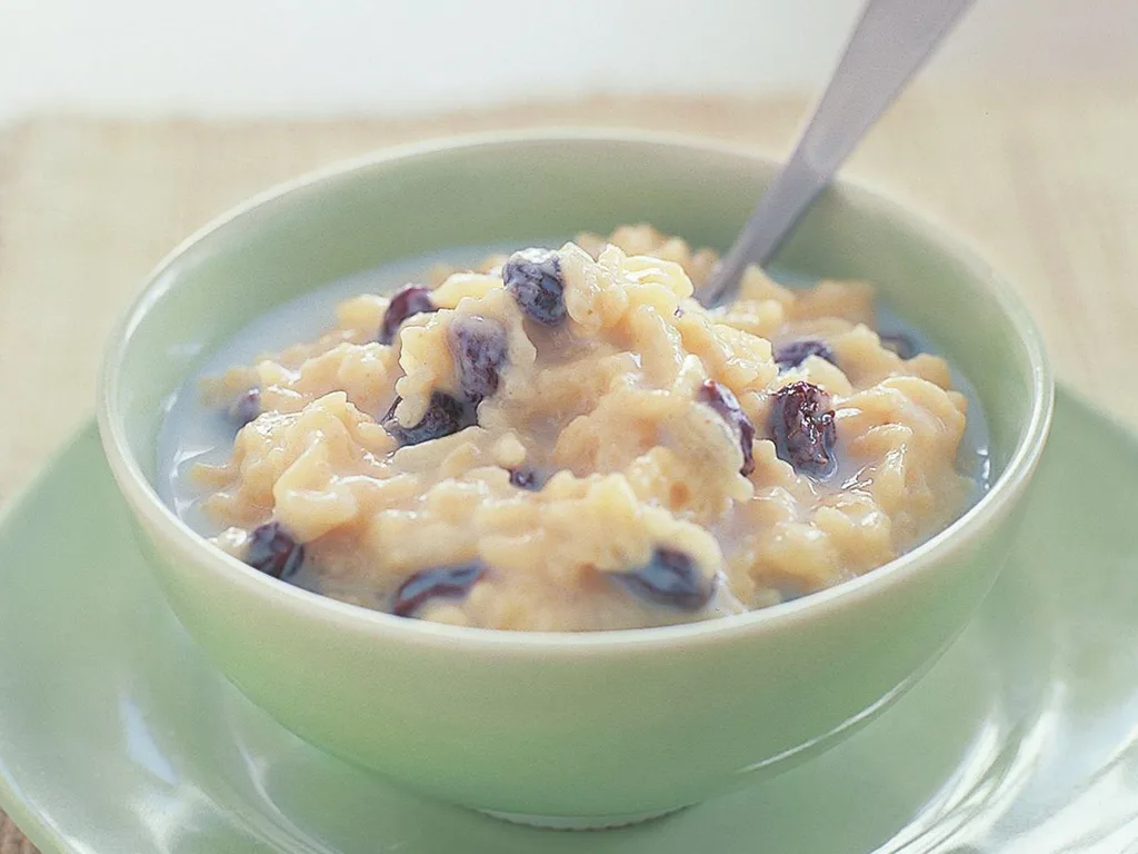 rice porridge with raisins