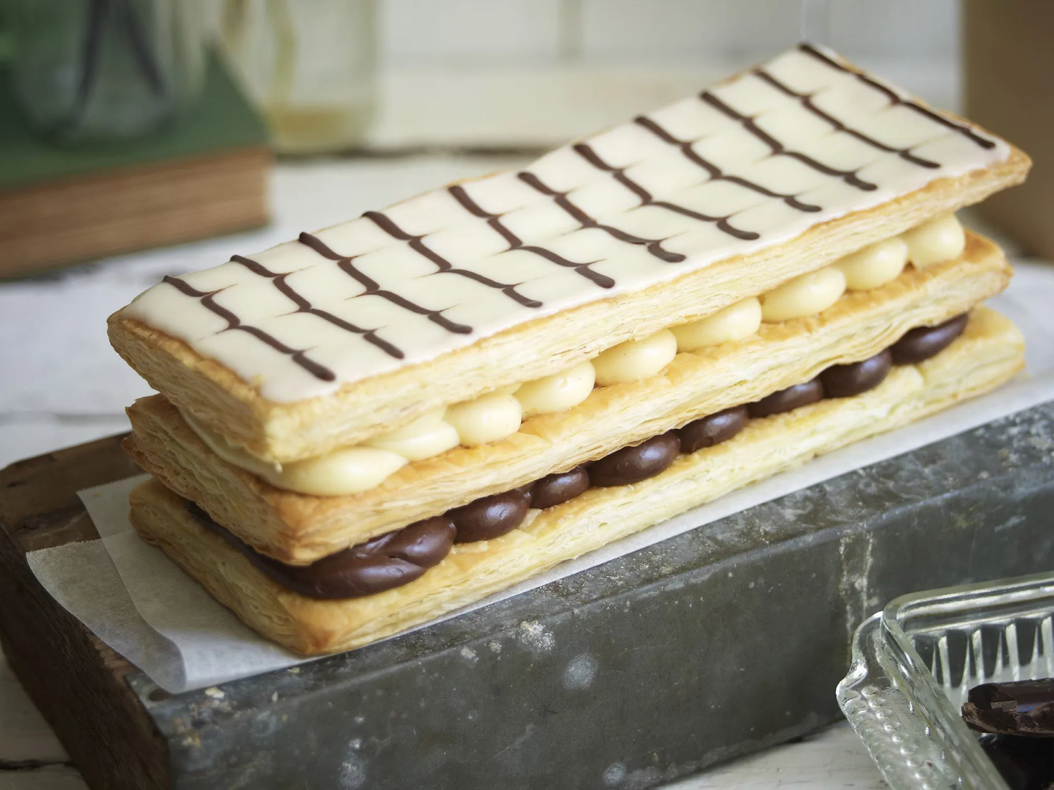 chocolate and vanilla napoleon