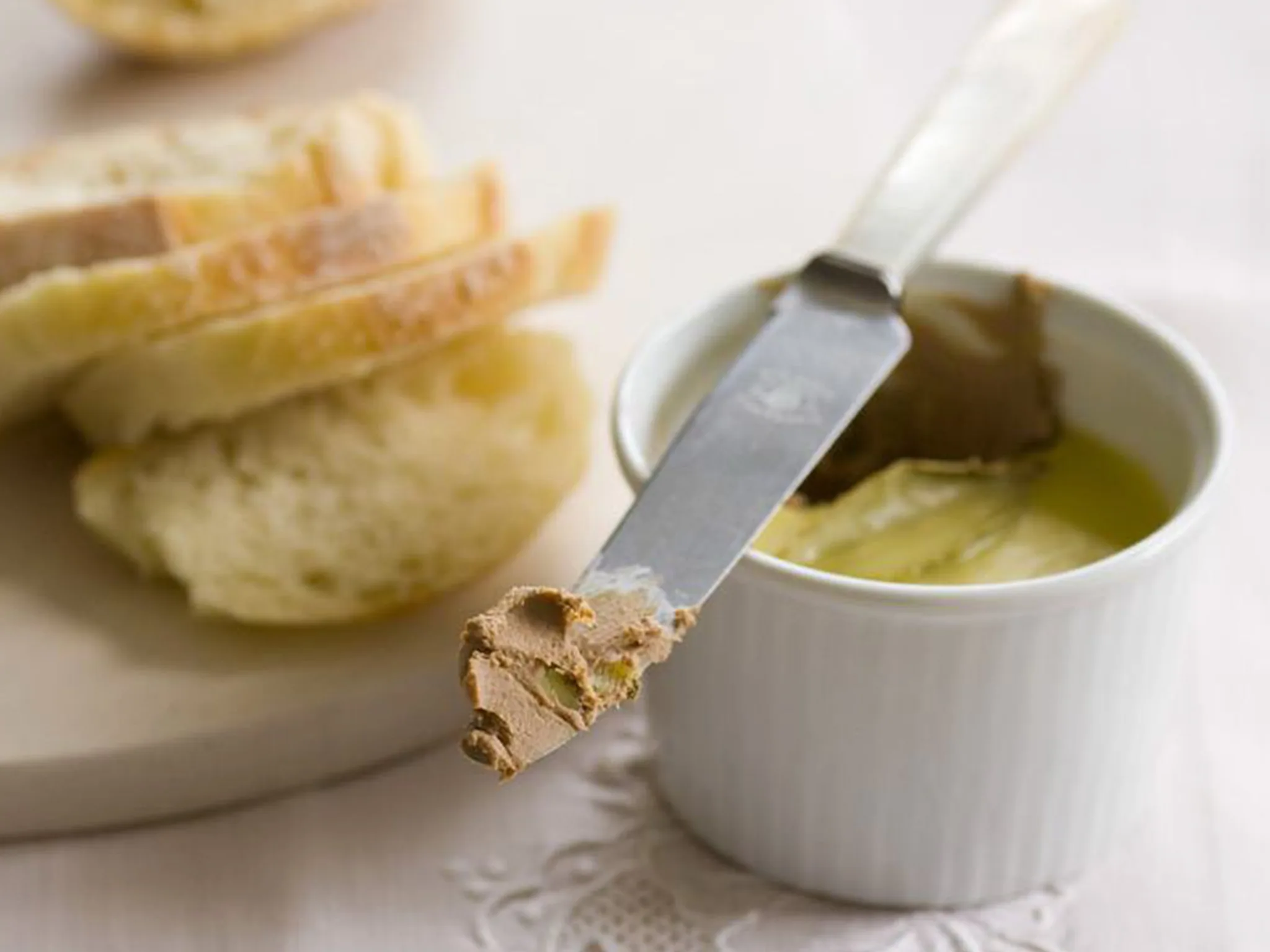 CHICKEN LIVER PATE WITH PORT