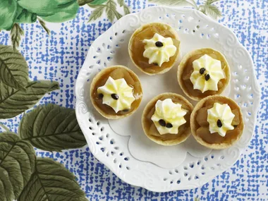 apple charlotte tartlets