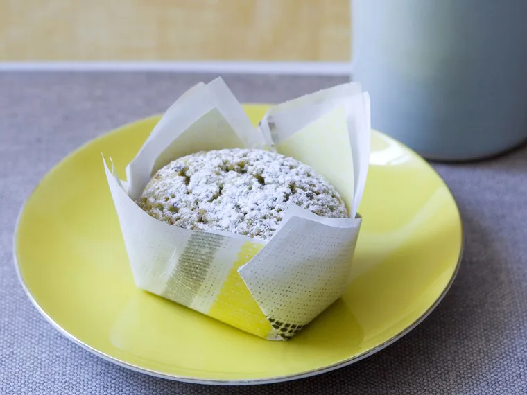 pistachio and lime friands