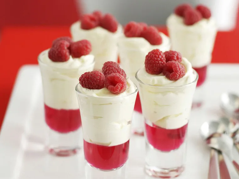 raspberry and lemon mascarpone parfaits