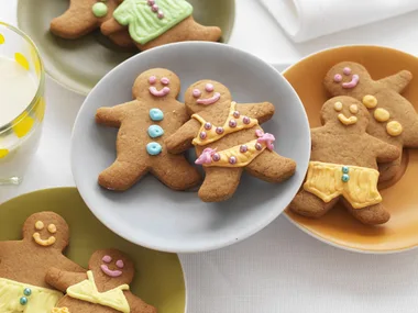 GINGERBREAD PEOPLE