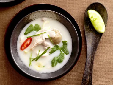 tom ka gai