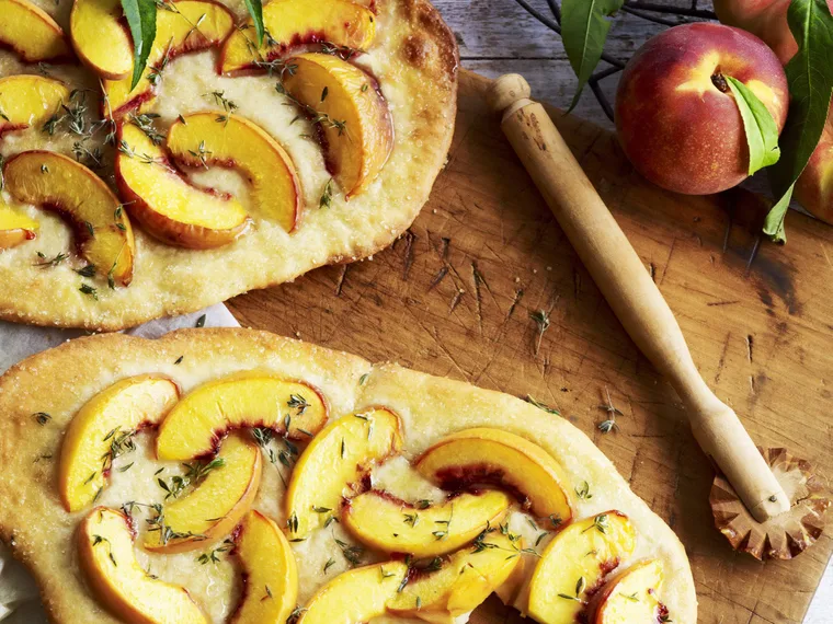 sweet peach and thyme pizza
