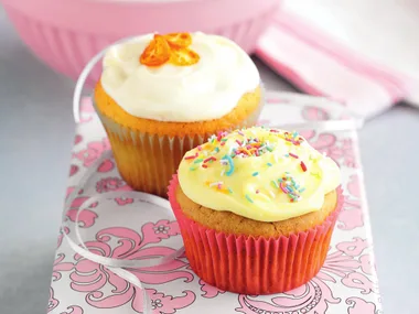 orange and almond cupcakes