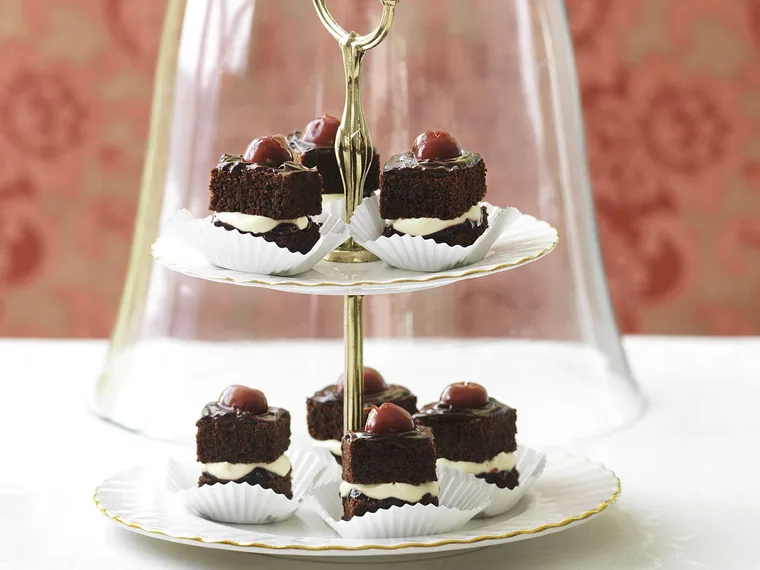 BLACK FOREST GATEAUX