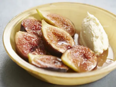 figs with mascarpone