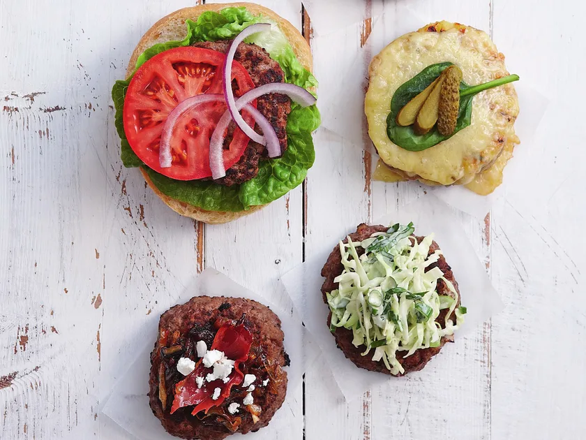 Crunchy coleslaw & barbecue sauce | Women's Weekly Food