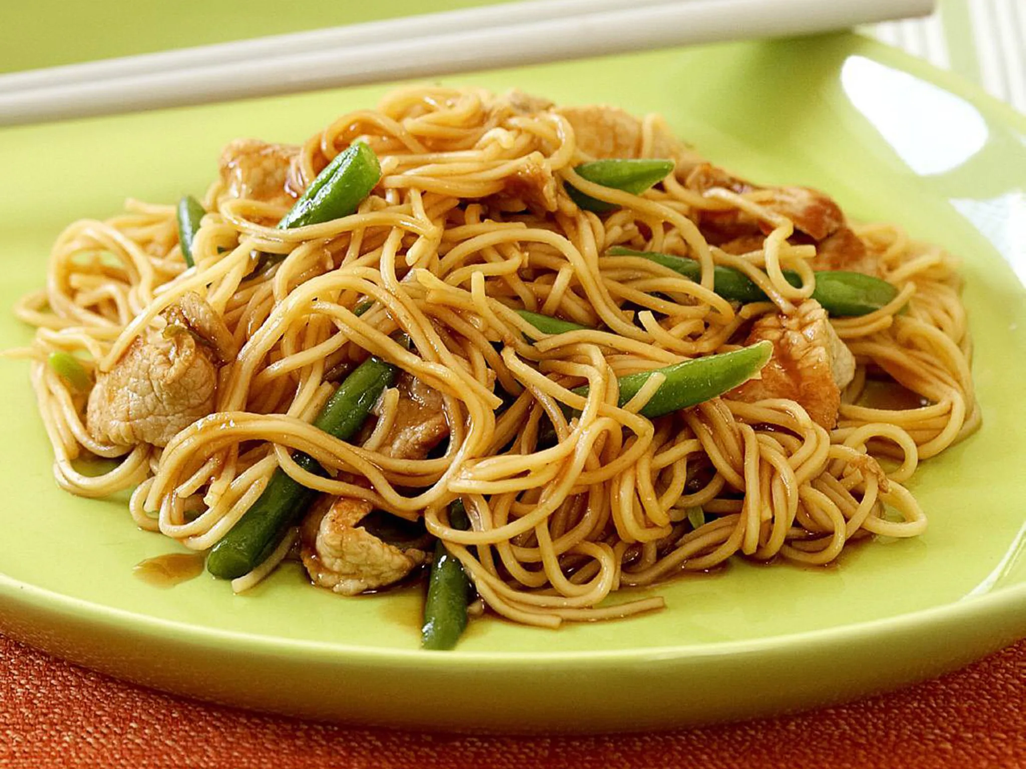 GREEN BEAN, PORK AND NOODLE STIR-FRY