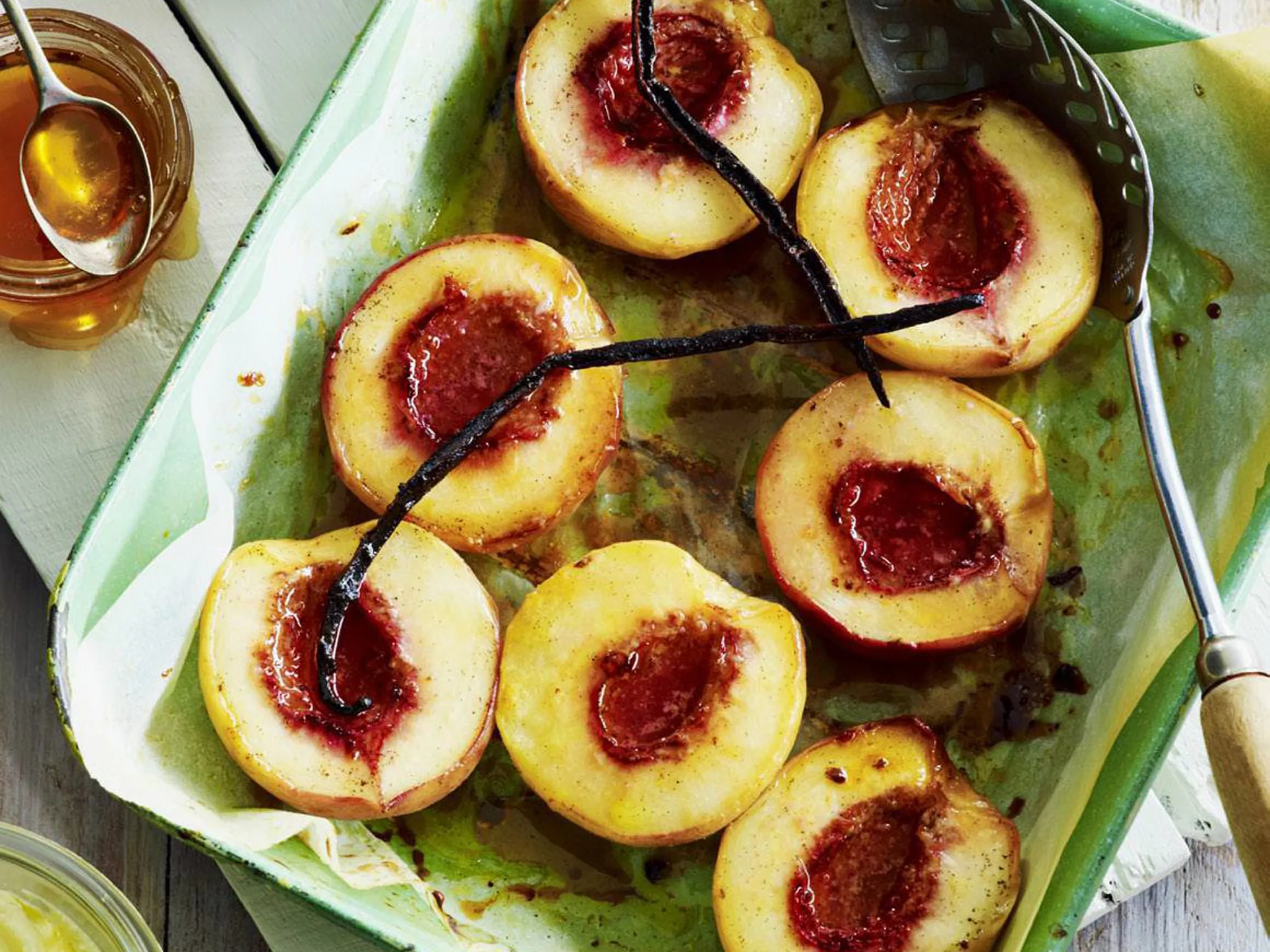 roasted peaches with vanilla and honey