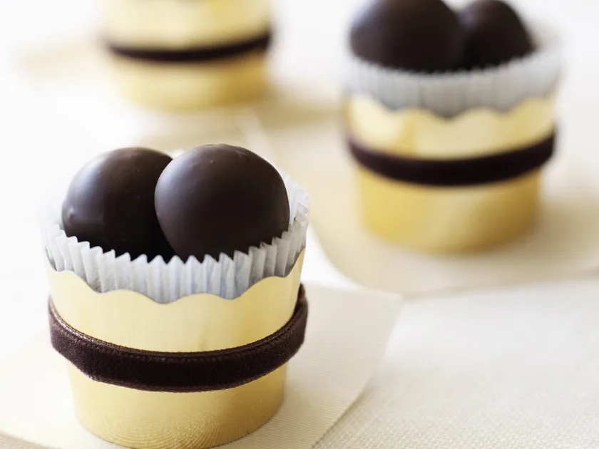 Chocolate rum and raisin truffles | Women's Weekly Food