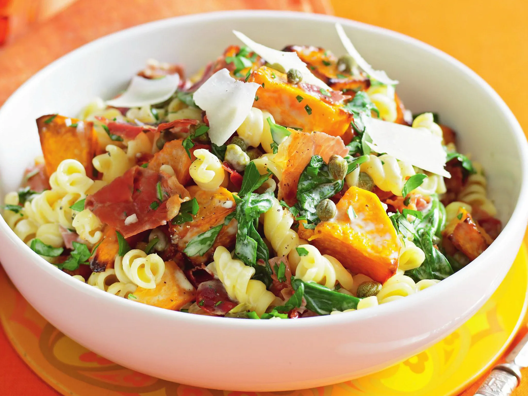 creamy pumpkin and prosciutto pasta