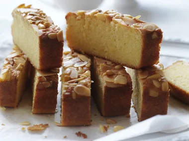ALMOND, LEMON  AND PINE NUT Teacake