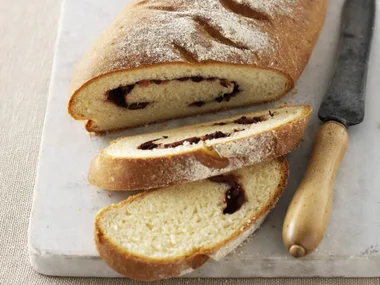 OLIVE BREAD