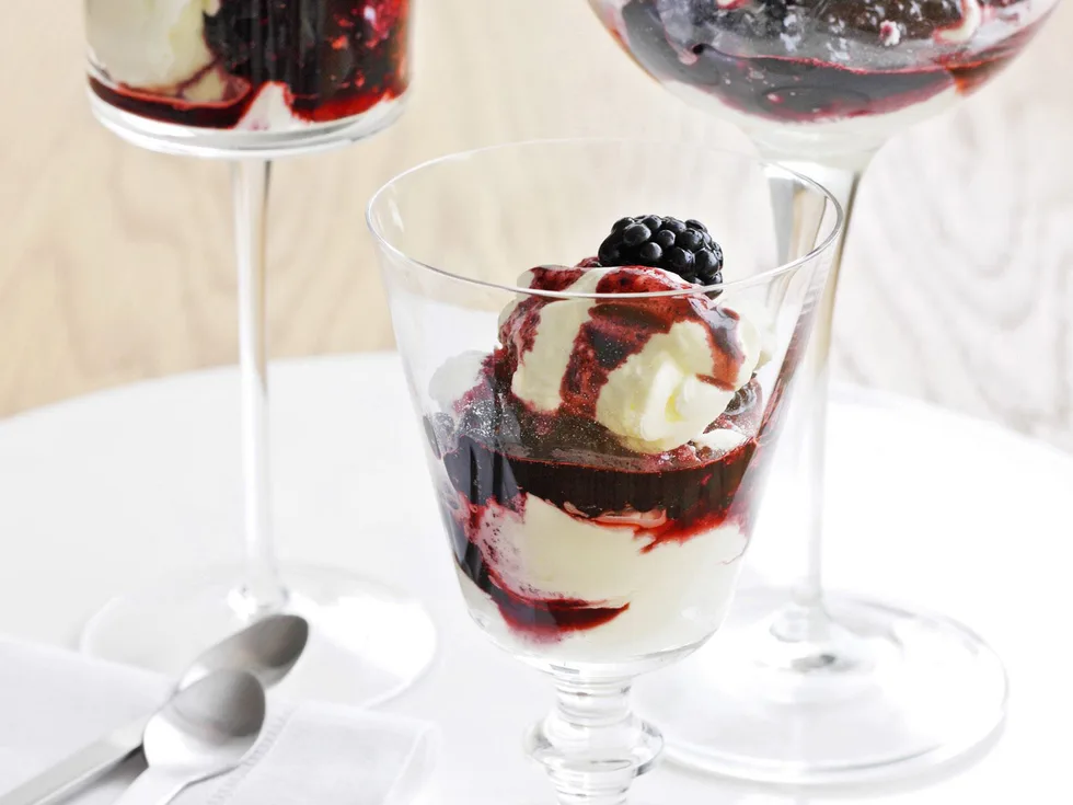 blackberry parfait