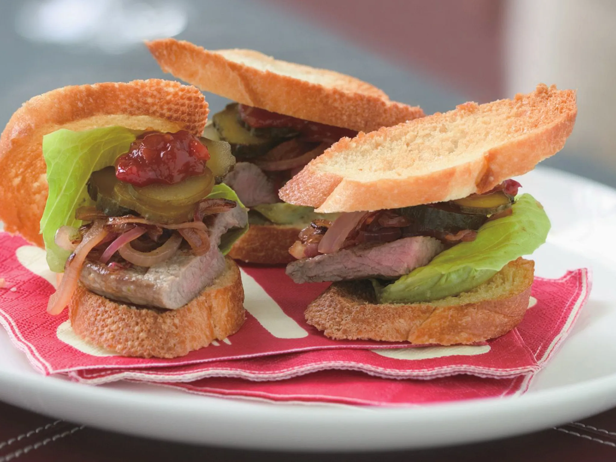 mini steak sandwiches