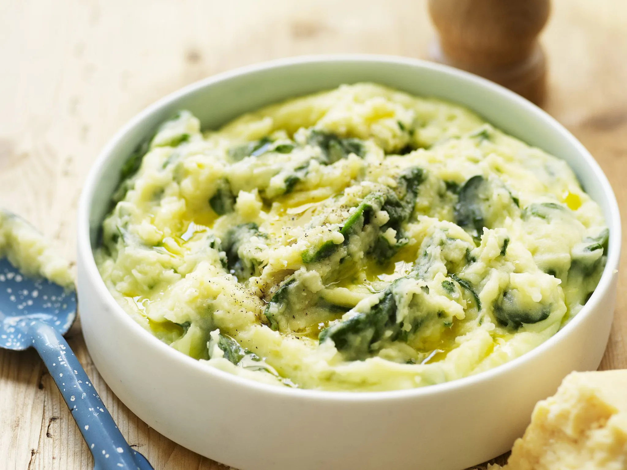 cheesy potato and spinach mash