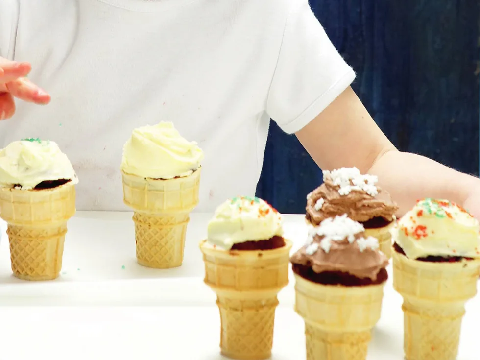 Christmas cone cakes