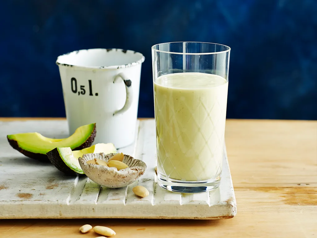 Almond and avocado protein smoothie