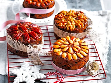 Gluten-free Christmas cakes