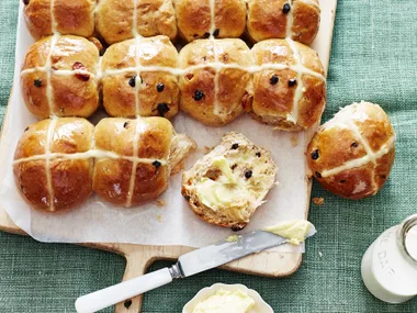 Best-ever hot cross buns