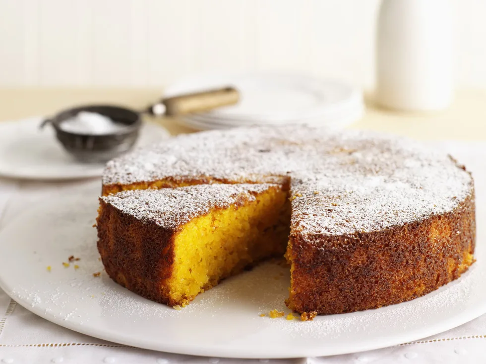 Mandarin, polenta and macadamia cake