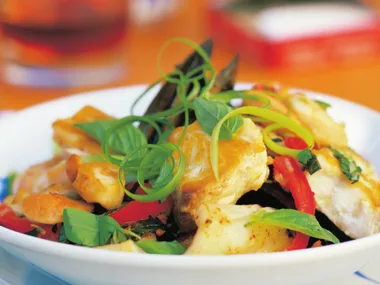 Stir-fried seafood with basil