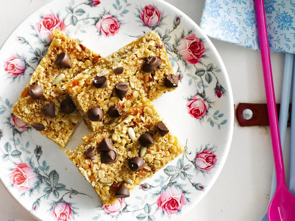 apricot muesli bar