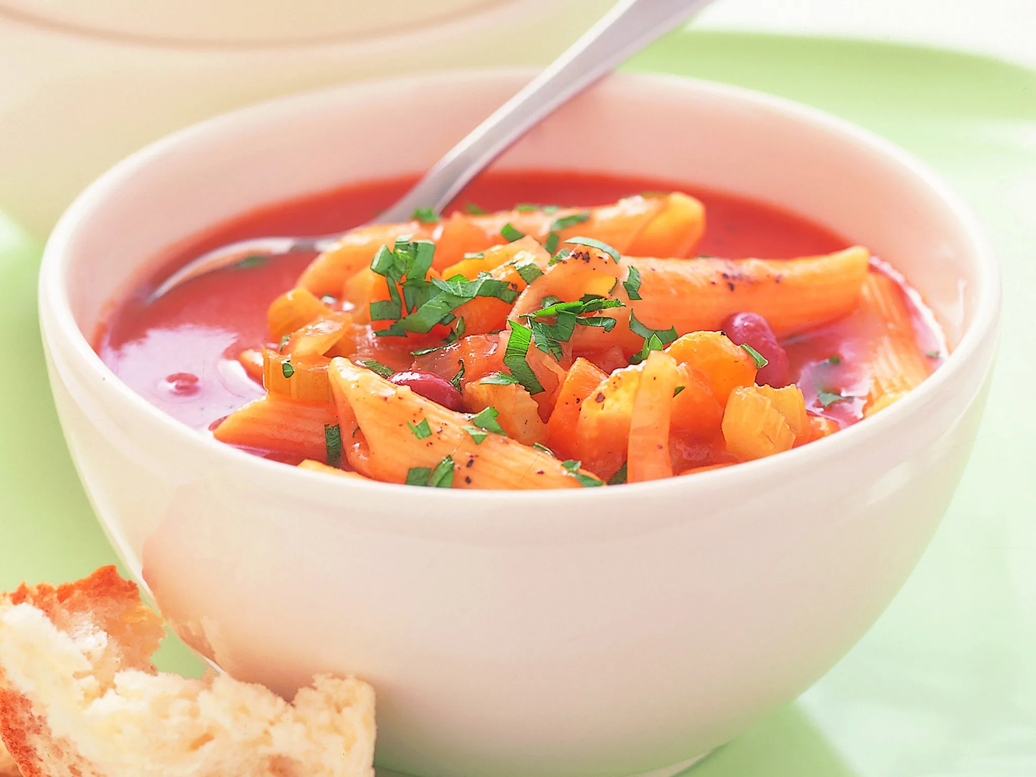 Chunky vegetable and pasta soup