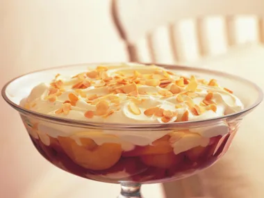 Peach and raspberry trifle