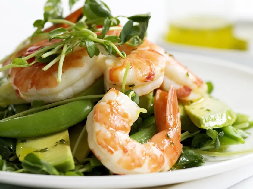 Snow pea, prawn and avocado salad | Women's Weekly Food