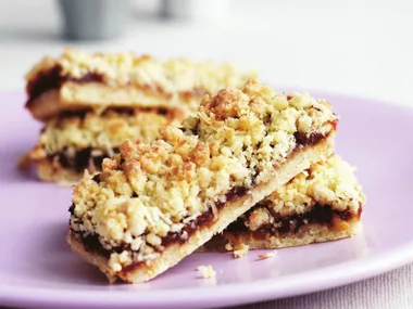 Date and lemon slice