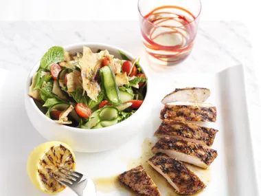 Barbecued chicken with minted tomato salad