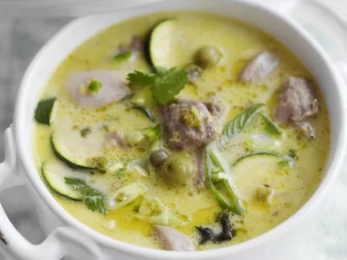 Chicken green curry