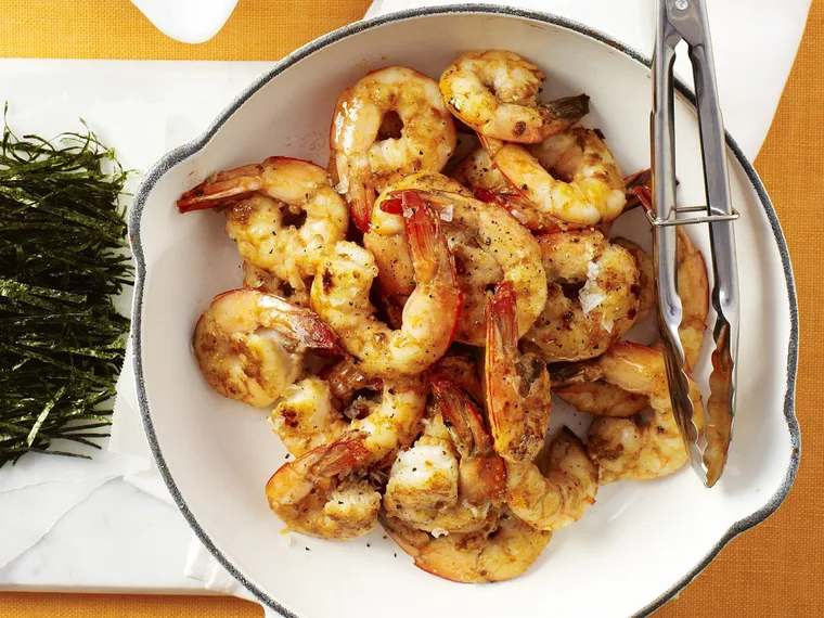 Ginger prawns and sushi rice salad