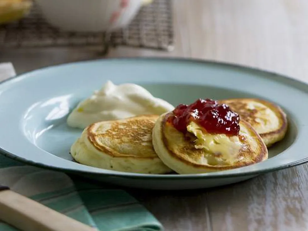 Golden syrup pikelets